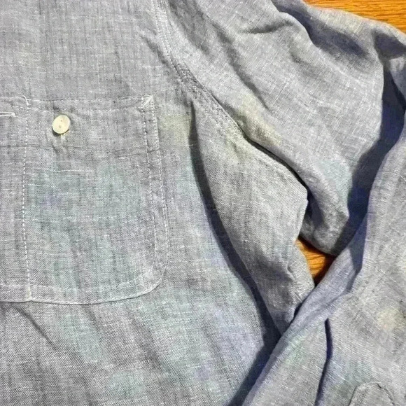 Foxcroft Women's Linen Chambray Button-up Collared Shirt Size 10 Blue Casual - Picture 7 of 8